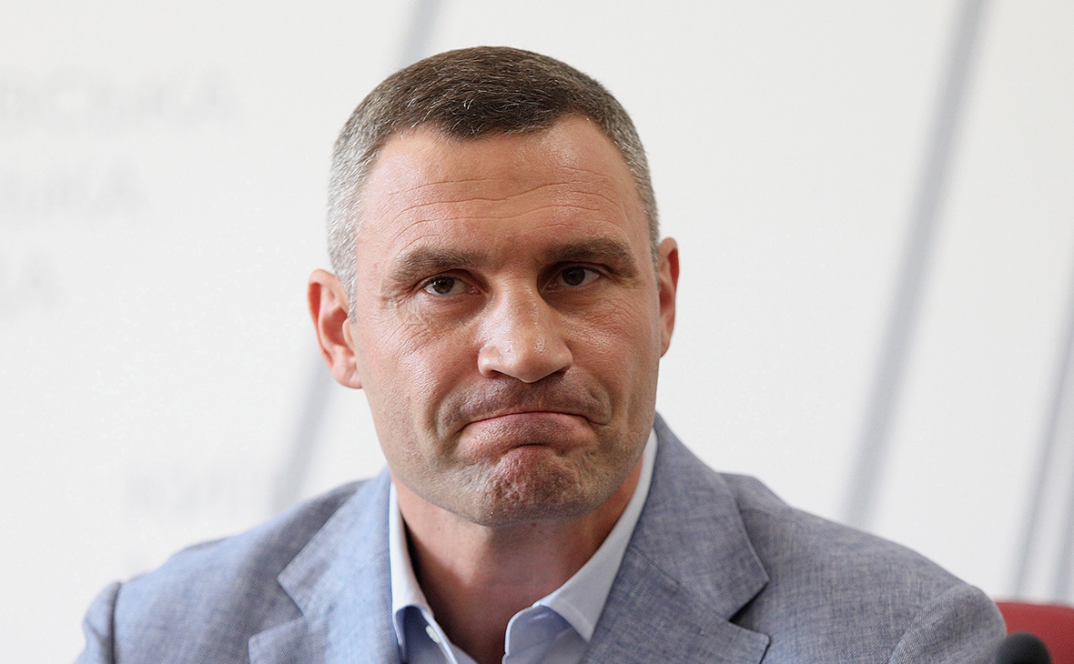 Киевский горсовет разорвал договор об аренде земли с посольством России