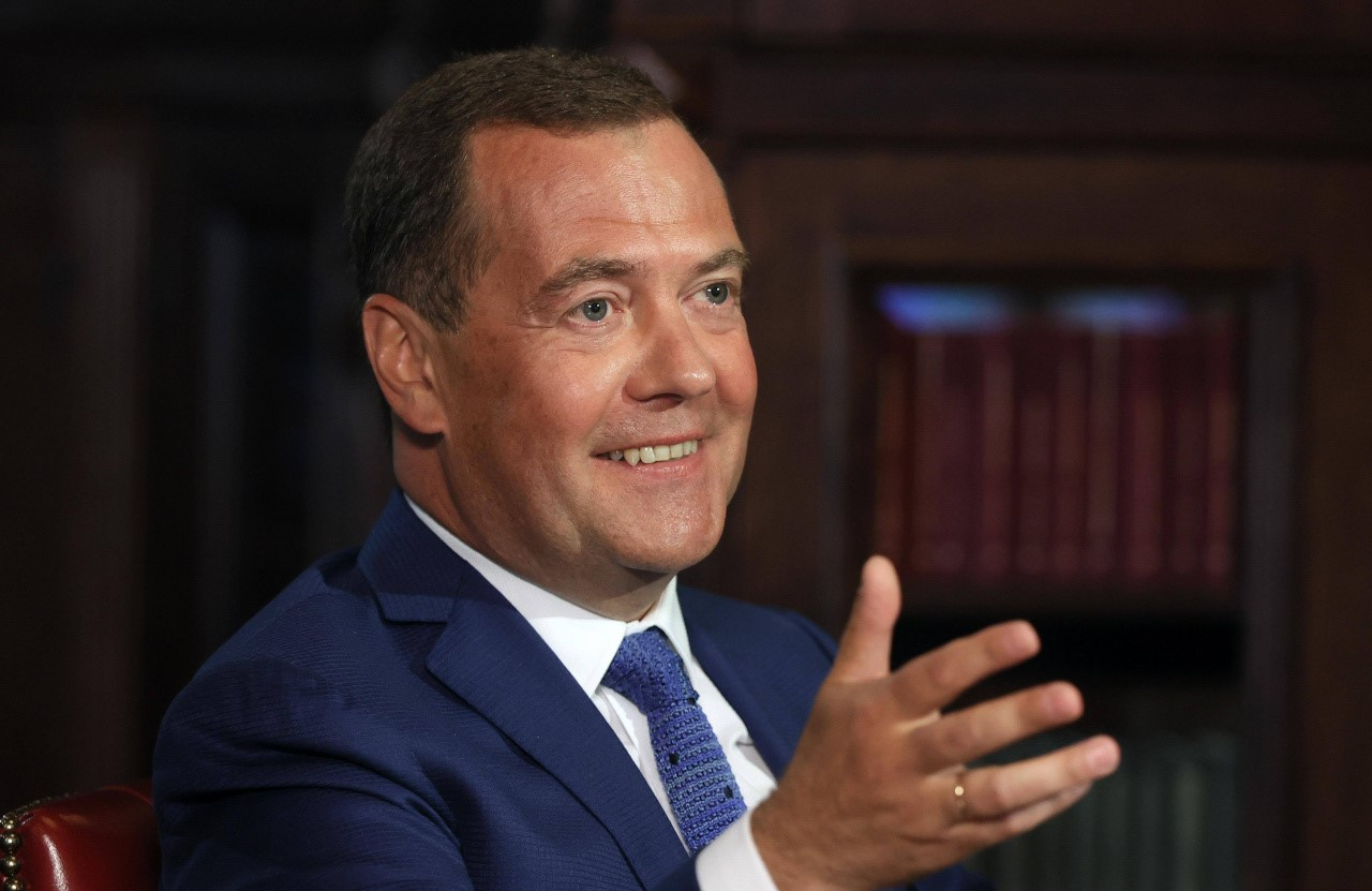 Зампред Совбеза Дмитрий Медведев выступил на форуме «Знание» перед участниками марафона