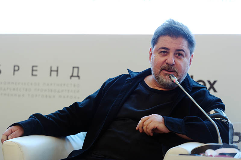 Александр Цекало обматерил поклонницу в магазине в Лос-Анджелесе