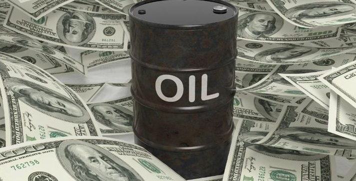 Эксперт объяснил снижение цен на нефть страхом перед глобальной рецессией экономики
