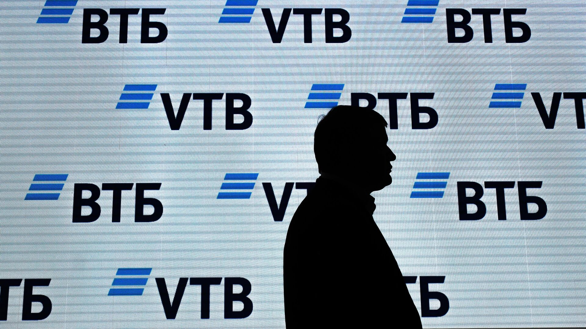 ВТБ: доля банковских переводов через СПБ за два года приблизится к 100%
