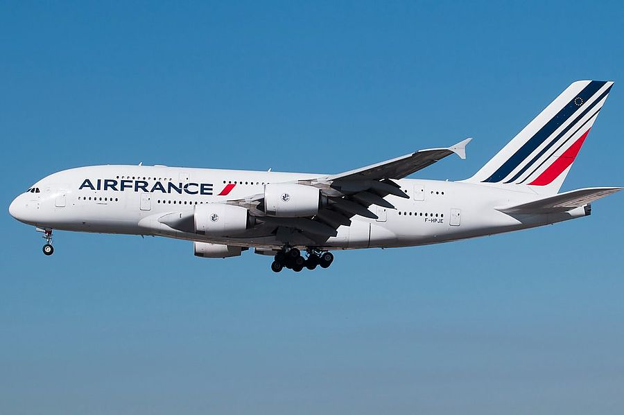 Air France потребовала от властей сократить число рейсов китайских авиакомпаний во Францию