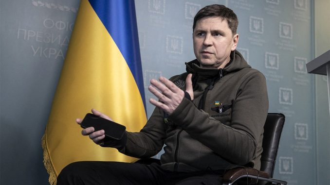 Подоляк заявил о непричастности Киева к налету БПЛА на Кремль
