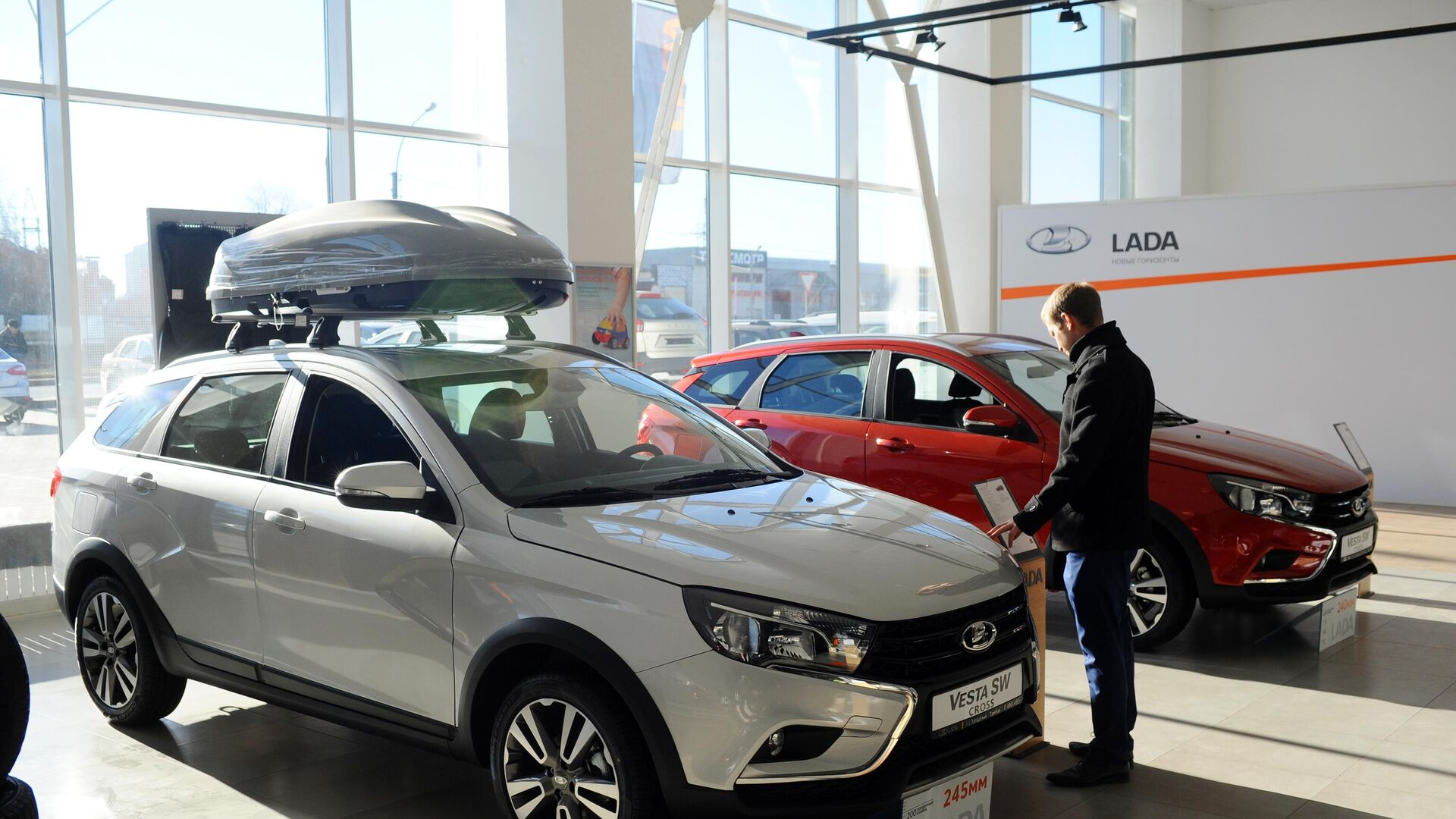 Авторынок РФ демонстрирует рост продаж легковых автомобилей