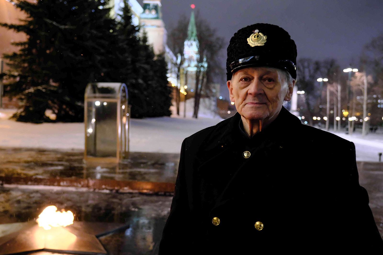 Сергей Собянин поздравил хранителя Вечного огня Николая Морозова с 95-летием  