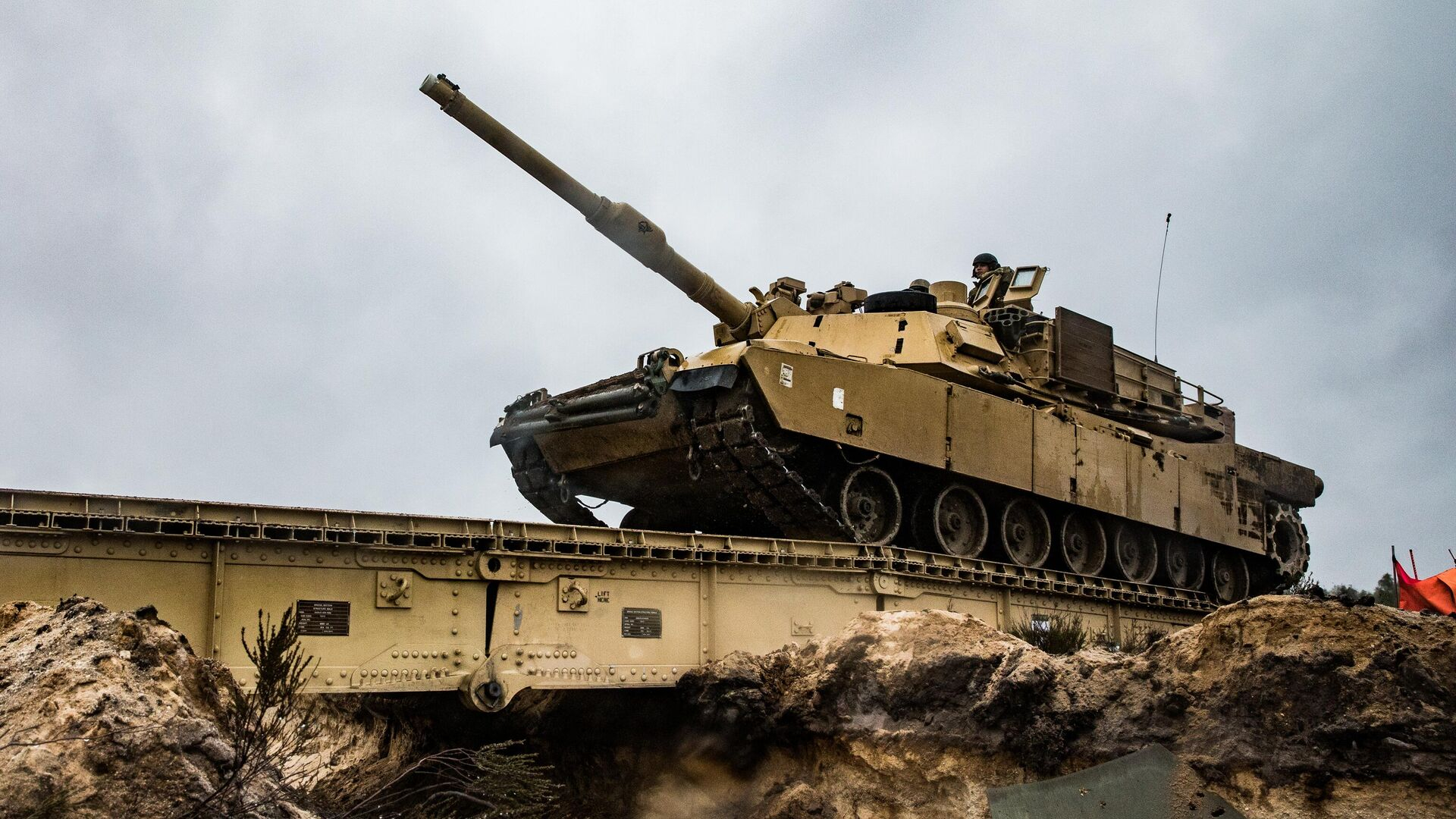 В Германию прибыли больше 30 танка Abrams для обучения украинских военных
