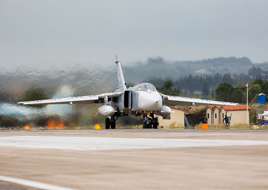 Российские ВКС уничтожили в ДНР украинские самолеты Су-24 и СУ-25