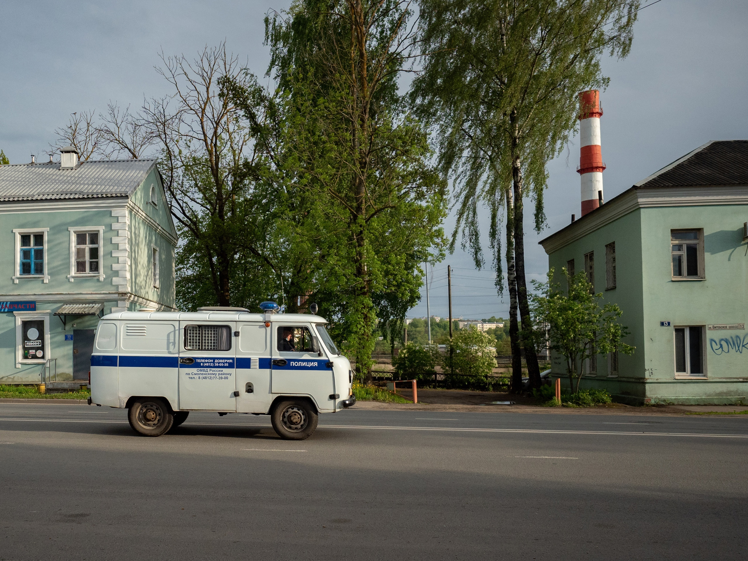 В Петербурге за изнасилование подростка задержан полицейский