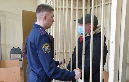 В Брянской области суд арестовал начальника таможни по делу о получении крупной взятки