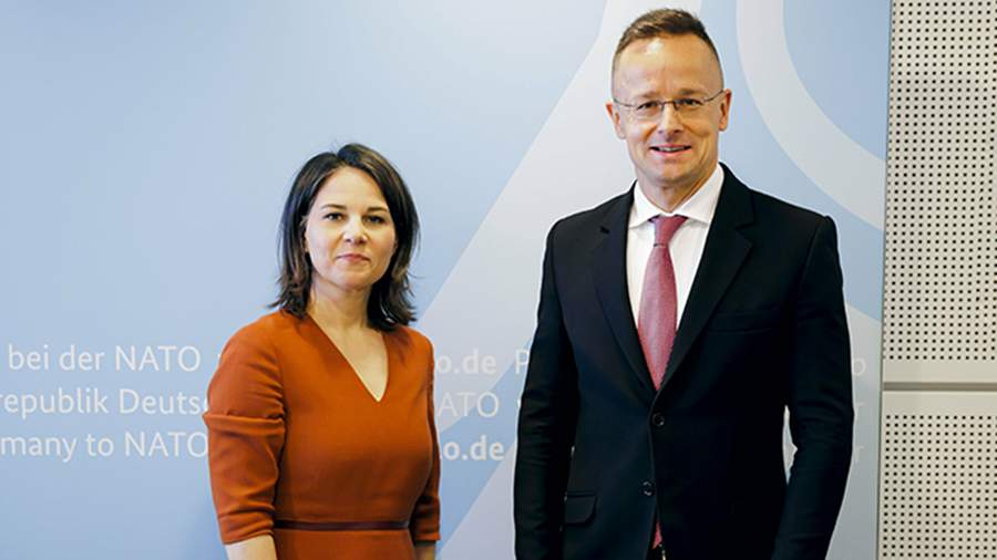 Politico: между главами МИД Венгрии и Германии произошла словесная перепалка