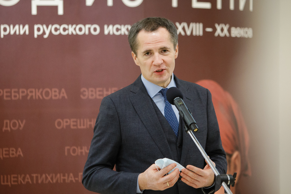 Гладков: вопрос вооружения отрядов самообороны требует решения в правовом поле