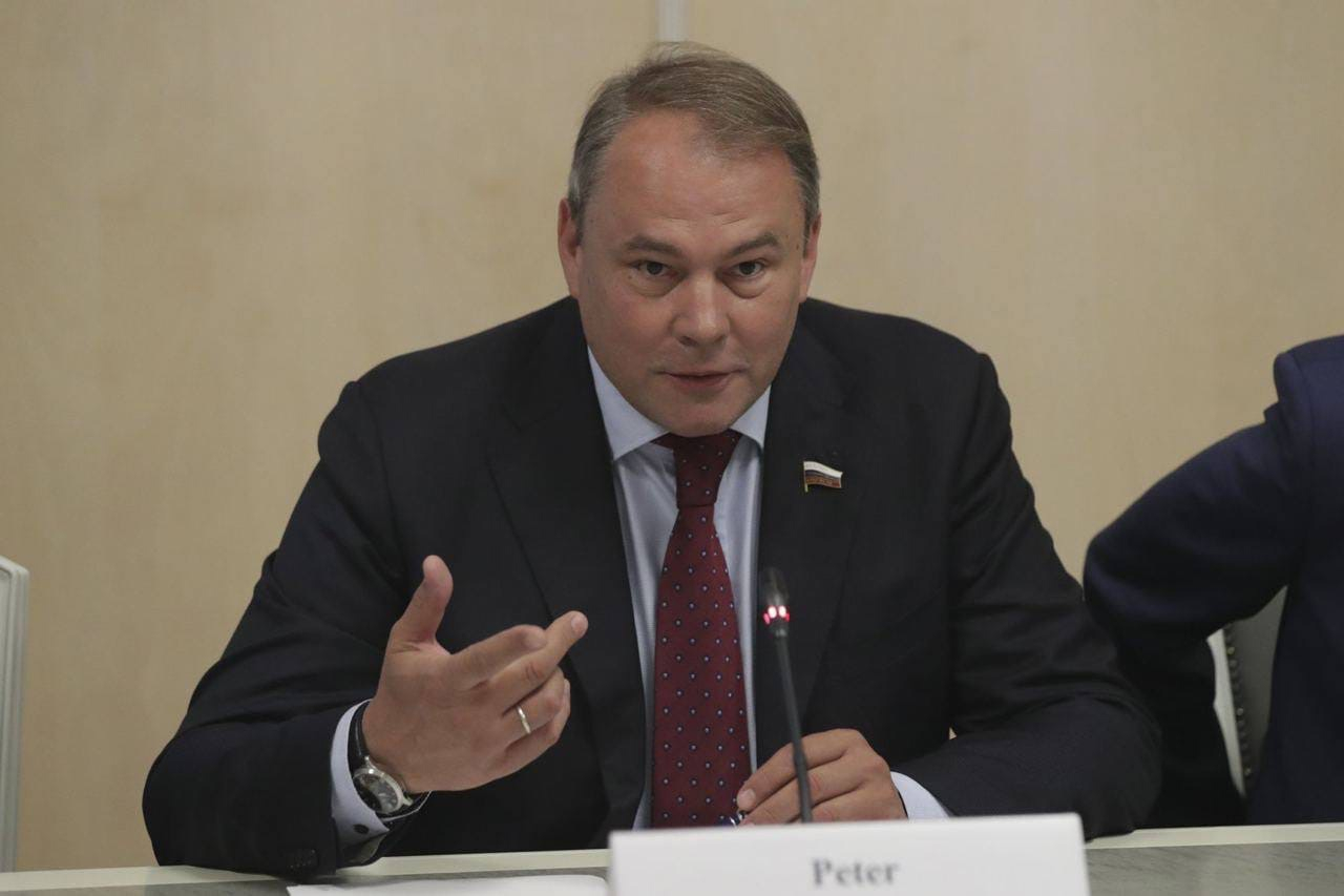 Толстой: ВС России пойдут дальше, если Запад продолжит поставлять Украине дальнобойное оружие