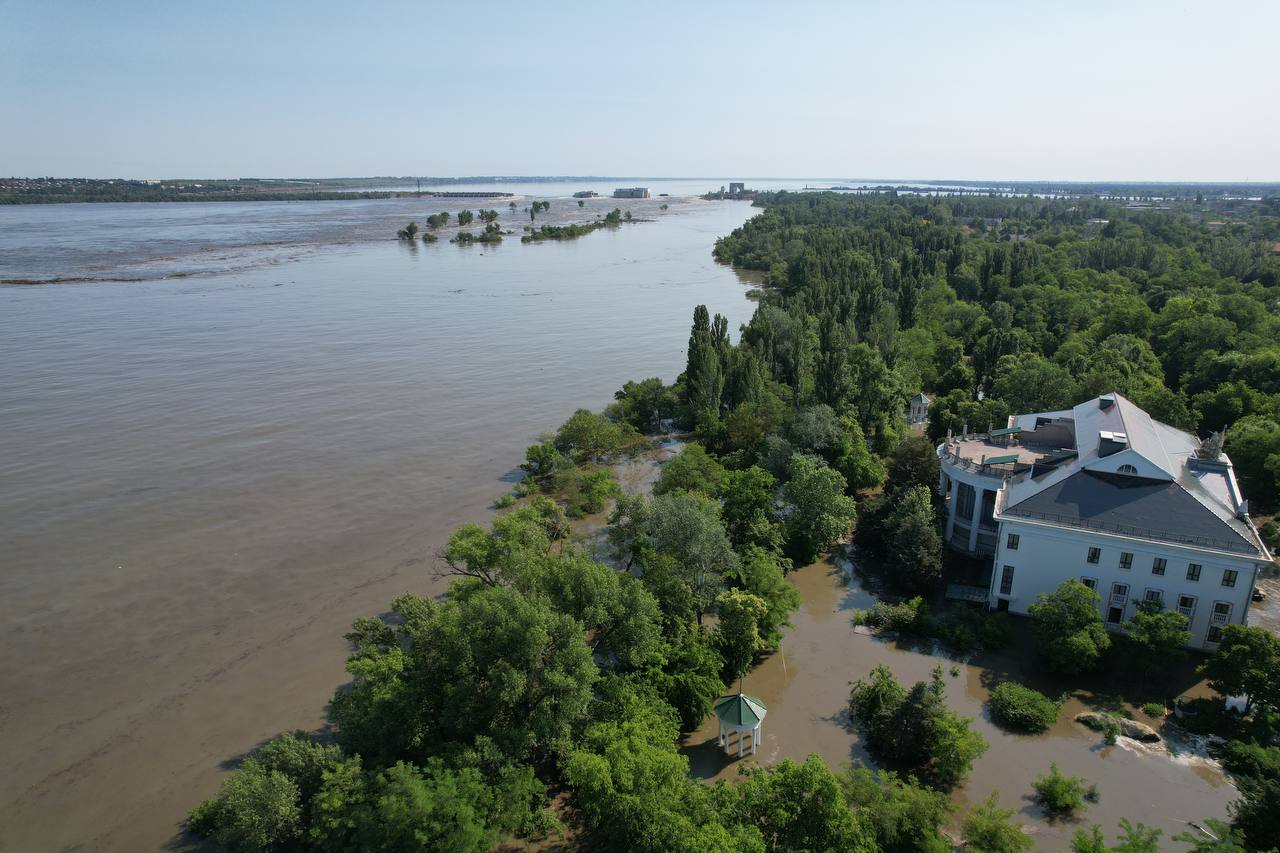 Село Корсунка полностью ушло под воду после разрушения Каховской ГЭС