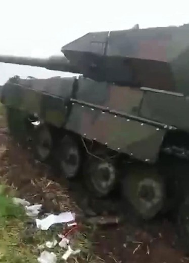 «Теперь это наши трофеи» - ВС РФ захватили несколько украинских танков Leopard и БМП Bradley