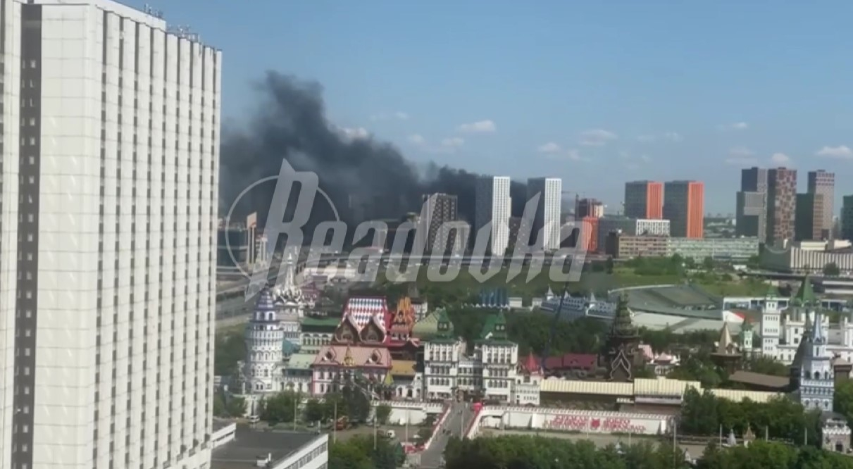 На востоке Москвы пожар - предположительно, загорелась стройка