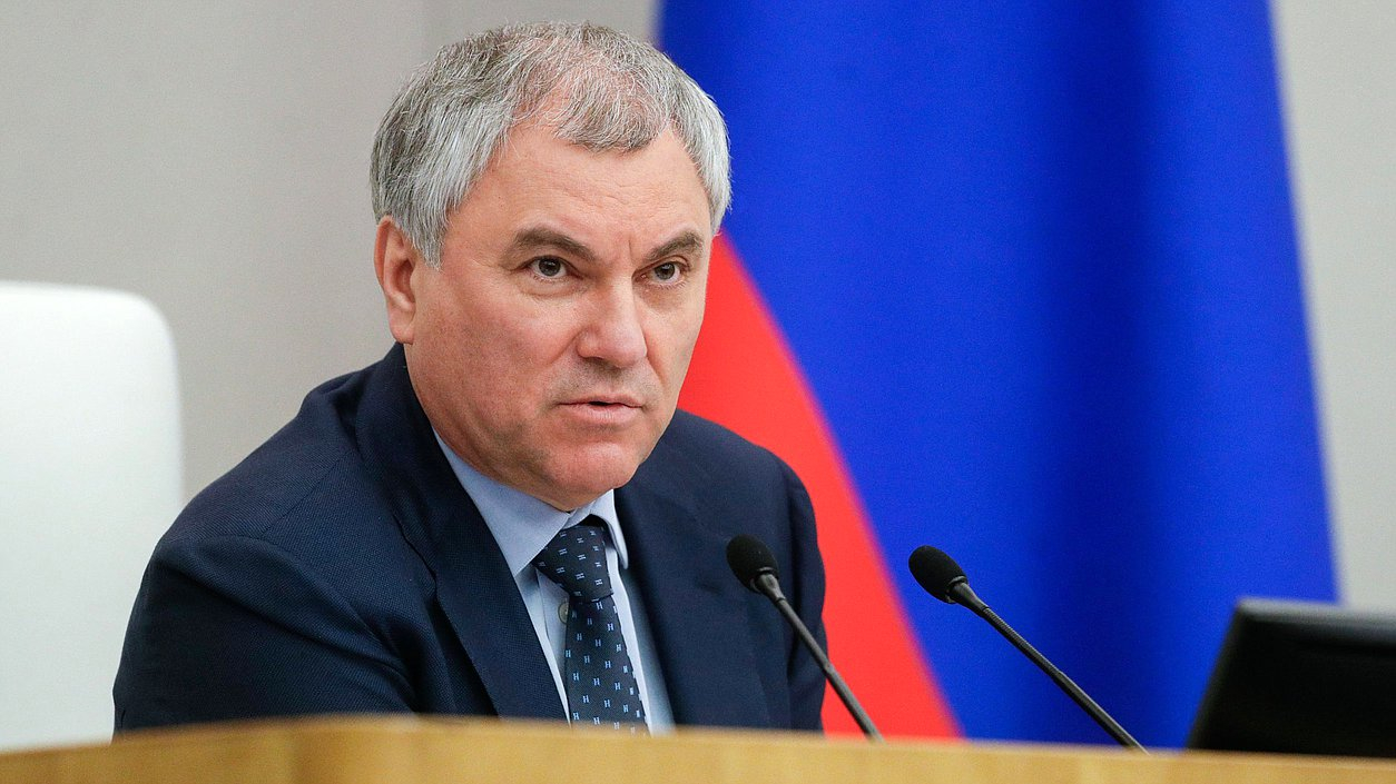 Больше половины уехавших из России граждан после февраля 2022 года вернулись обратно