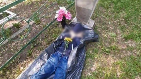 В Новосибирской области подростки надругались над могилами