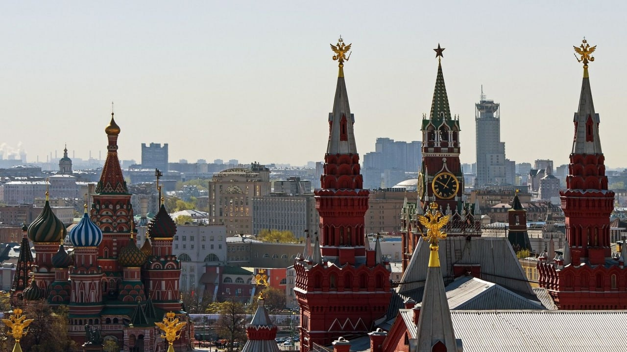 Собянин: все массовые мероприятия в Москве отменены, в городе введен режим КТО