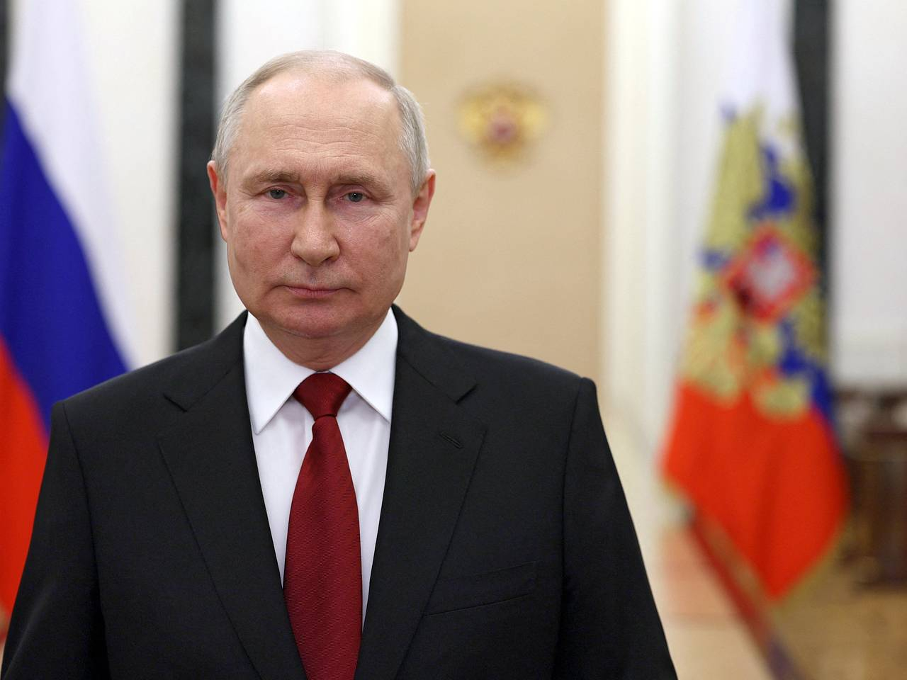 Путин подписал закон о возможности призыва осужденных на службу по контракту