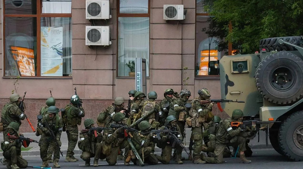 В ФСБ заявили, что уголовное дело по факту вооруженного мятежа прекращено