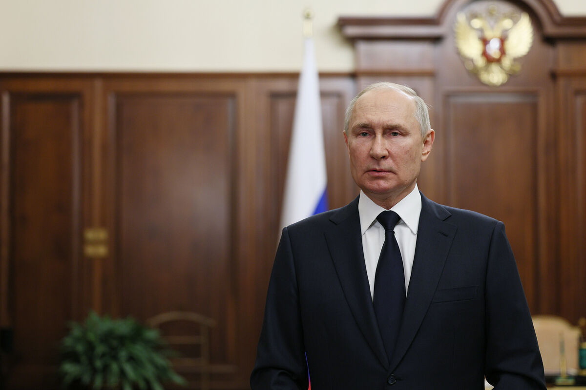 Путин заявил, что военные и силовики остановили Гражданскую войну в России