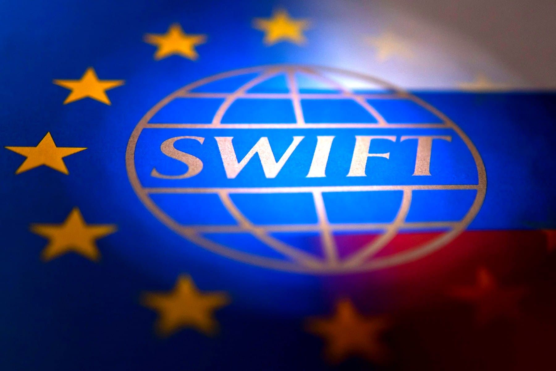 ЕС обсуждает подключение «дочки» Россельхозбанка к SWIFT