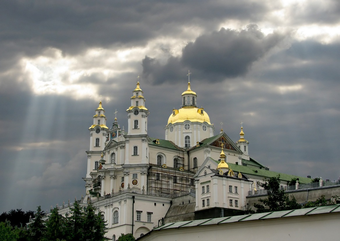 На Украине посадили послушника Почаевской лавры за православные ценности