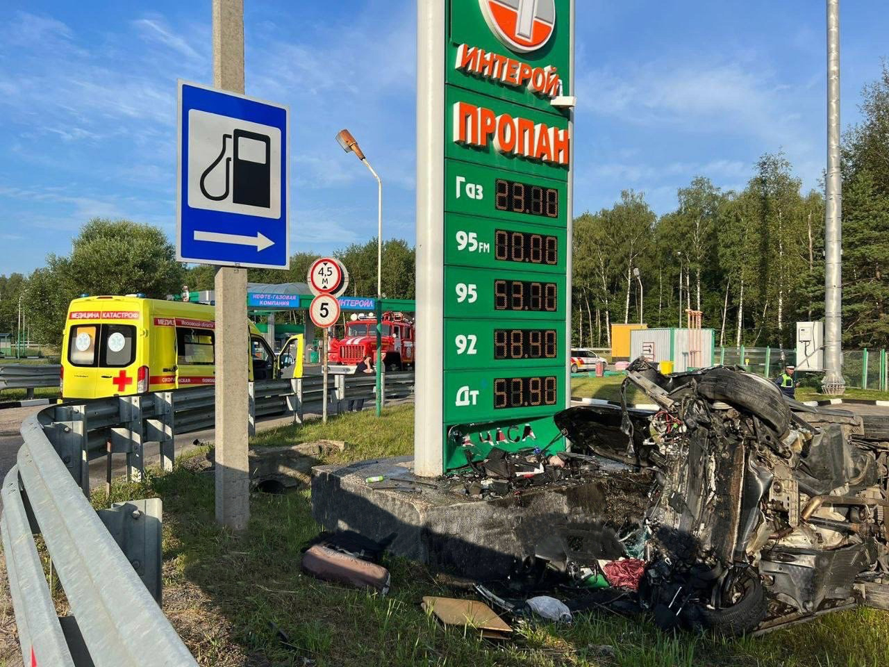 Под Серпуховом в шокирующем ДТП на месте погибло три человека