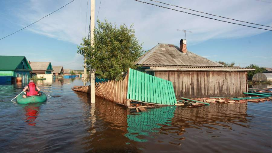 Иркутскую область и Приморье затопило из-за сильных дождей