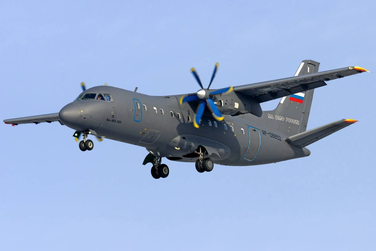 СБУ изъяла в пользу Украины русский грузопассажирский самолет Ан-140