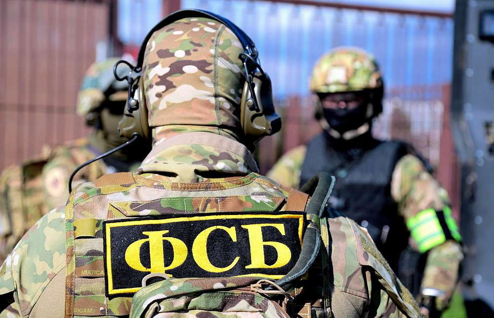 В Крыму ФСБ задержала агента украинской военной разведки, подорвавшего ж/д пути 23 февраля