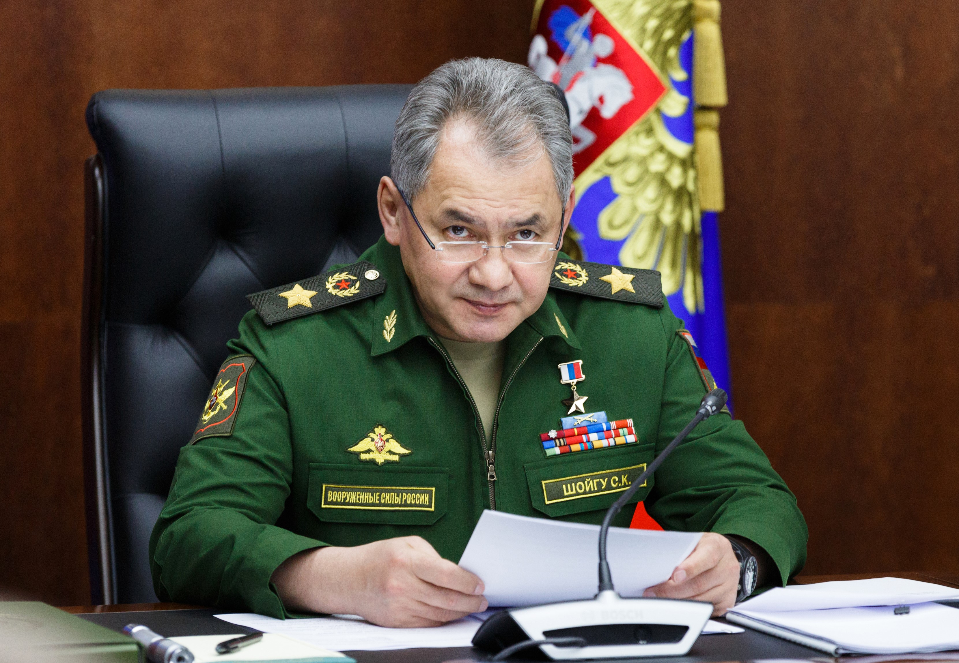 Министр обороны России Шойгу проверил выполнение гособоронзаказа на предприятиях в Татарстане