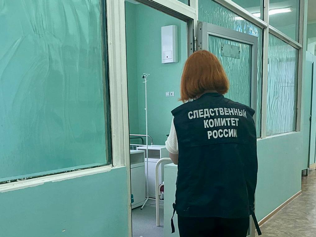 В Омске ребенок сошел с ума, когда увидел что мать зарезала его отца