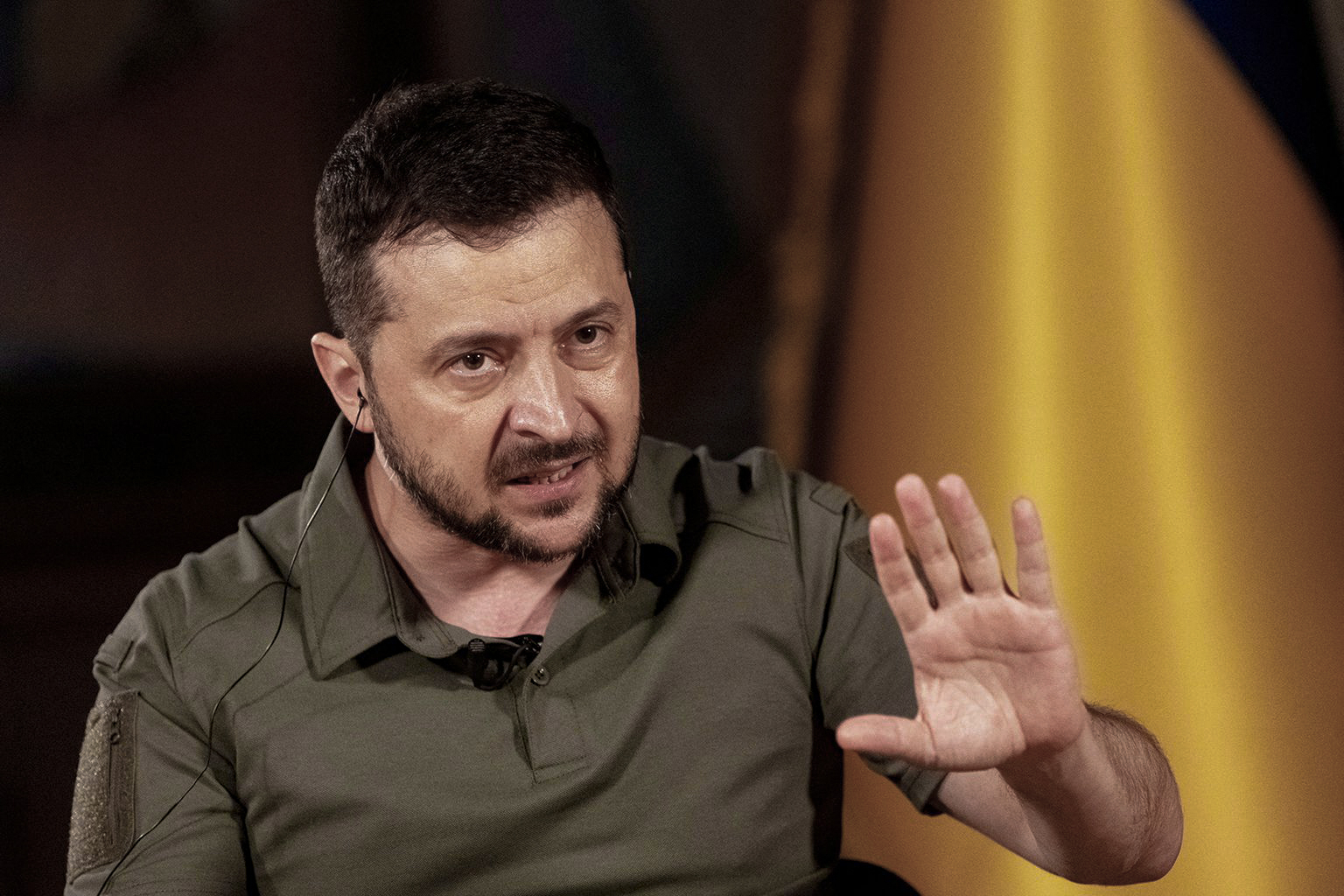 Зеленский начал шантажировать НАТО