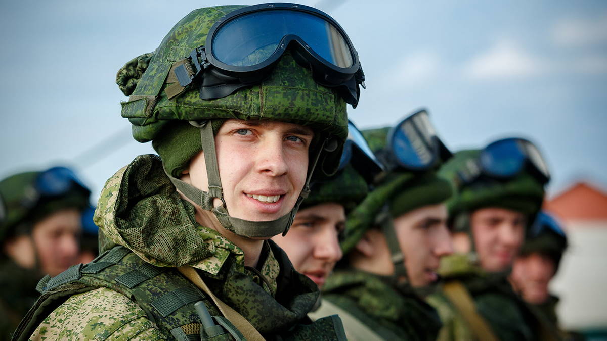 В Сахалинской области «одно окно» для военных работает в скоростном режиме