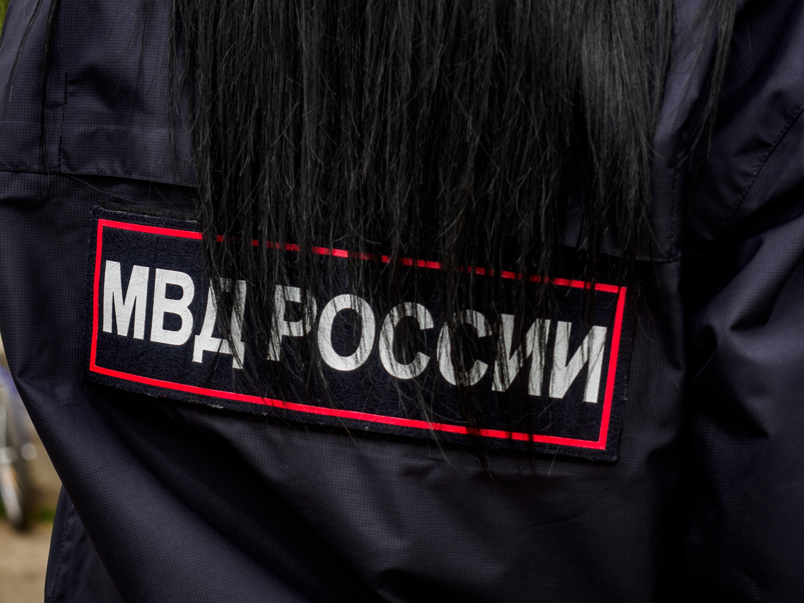 В Москве неизвестный бросил бутылку с зажигательной смесью в Мавзолей Ленина