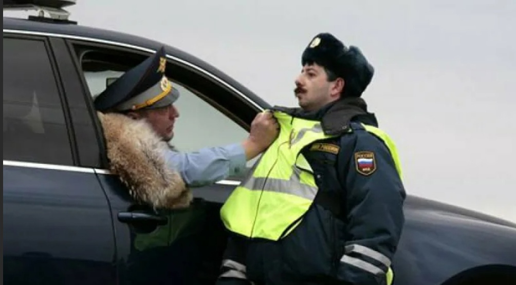 В Ставропольском крае безработный переоделся в форму ДПС и начал патрулировать улицы