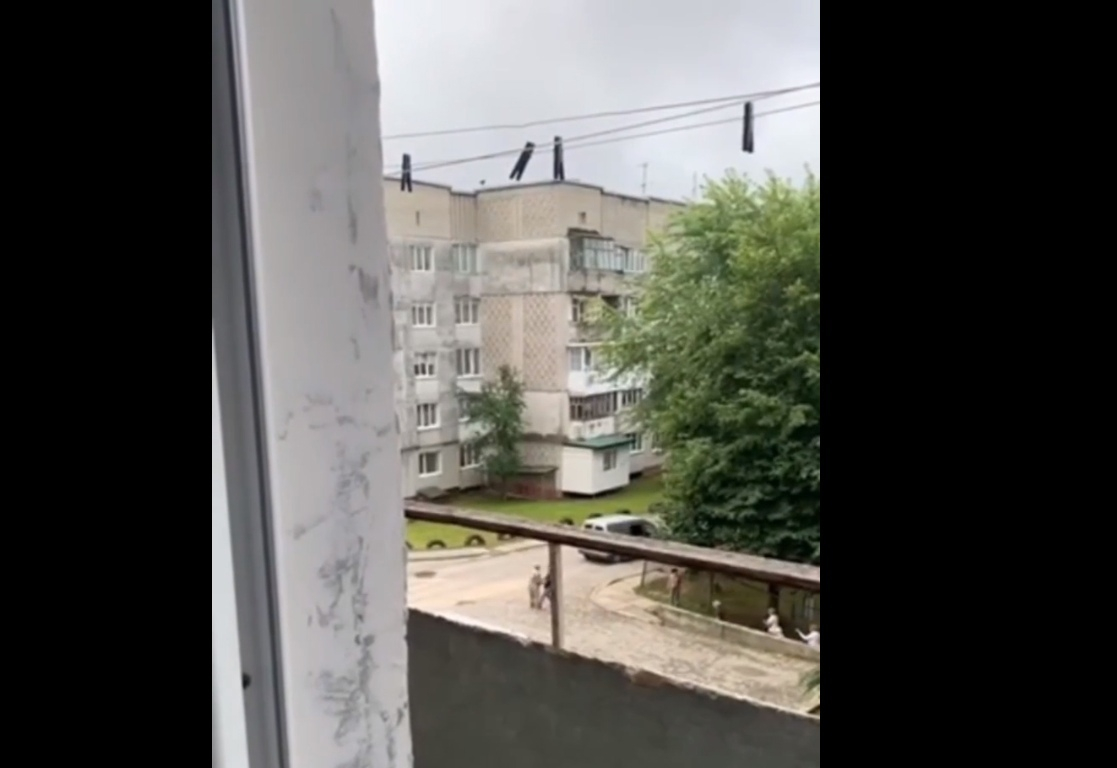 Закон выживания — будущий ВСУшник попытался убежать от львовских военкомов