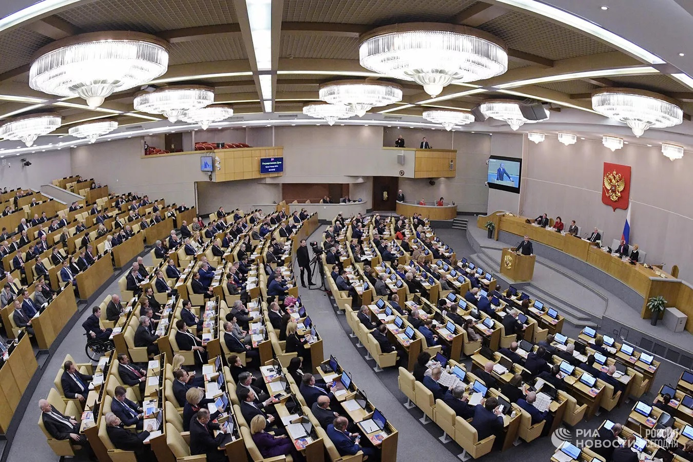 В Думе не поддержали законопроект о длинных майских праздниках