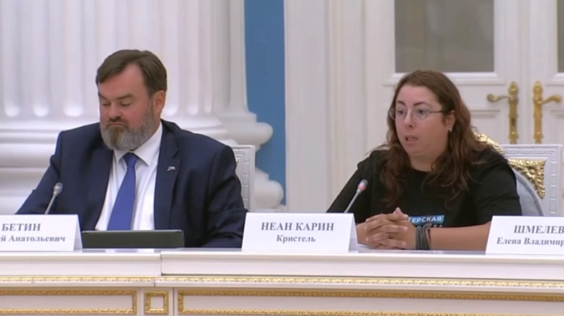 Французская журналистка на встрече с Путиным предложила создать агентство для правдивого освещения СВО