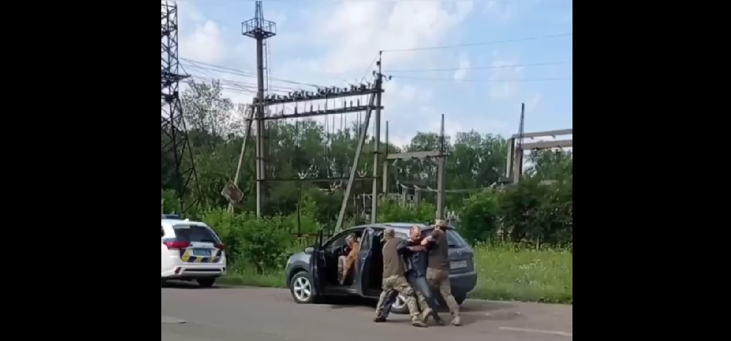 Украинские военкомы больше не разговаривают с «уклонистами»