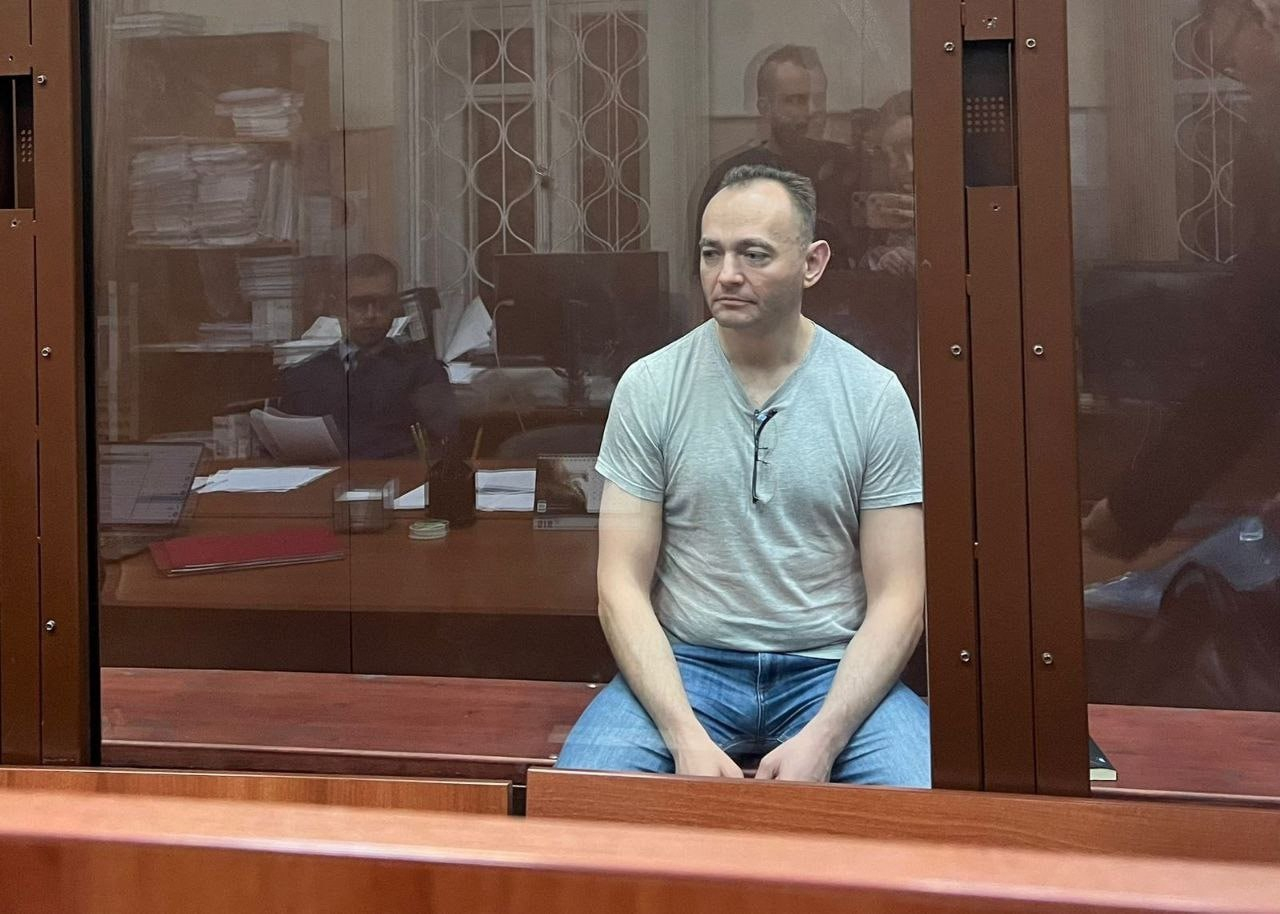Мосгорсуд принял решение отправить экс-замглавы Минцифры Паршина в СИЗО