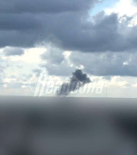 Неподалеку от Таганрога замечен огромный столб дыма