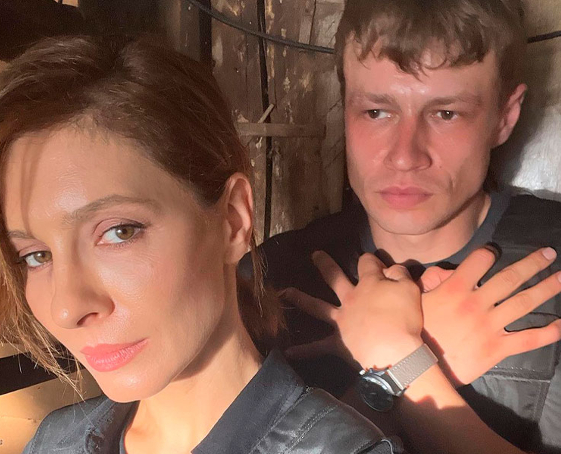 Елена Подкаминская показала кадры со съемок сериала «Овчарка»