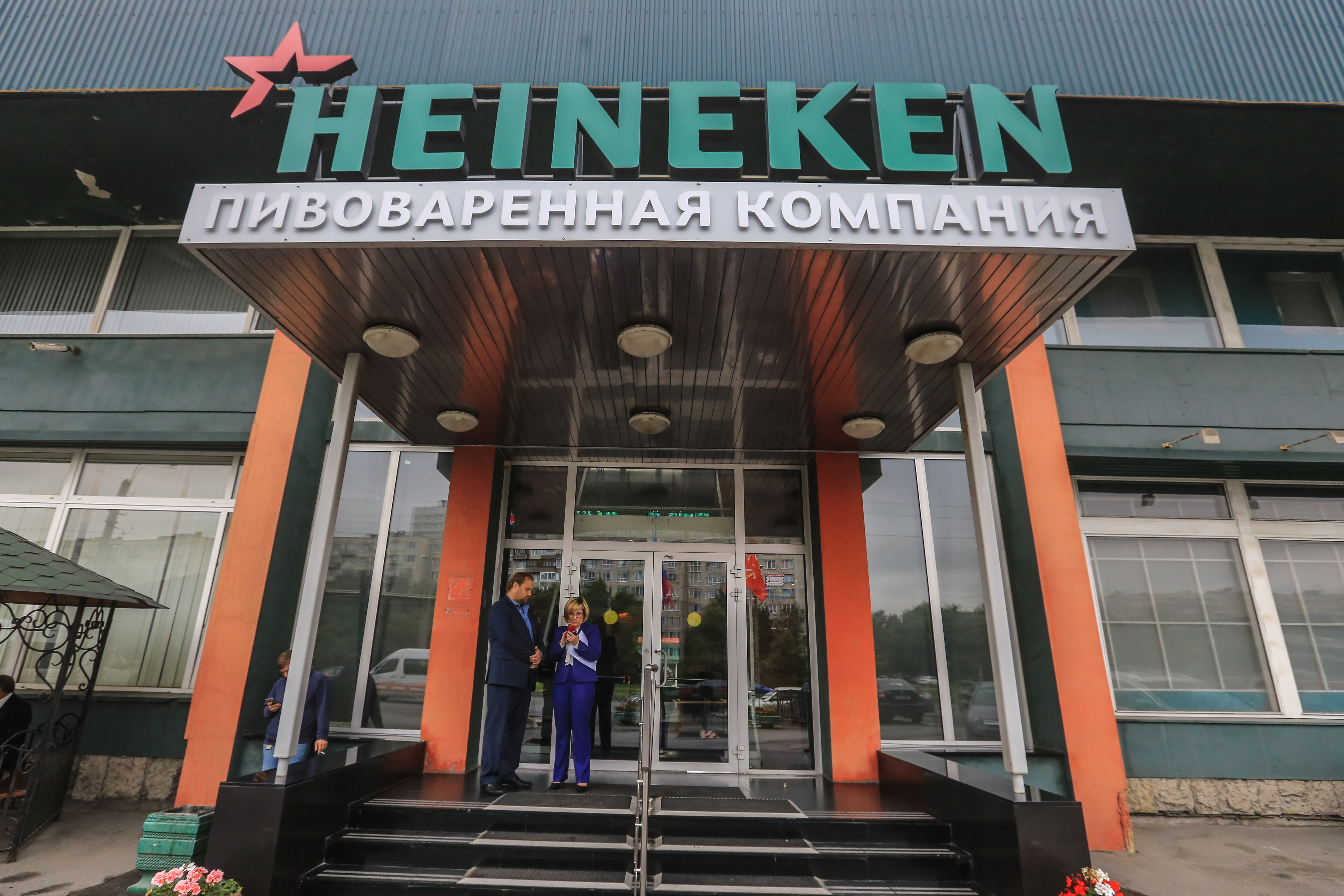 Heineken столкнулась с трудностями при выходе из российских активов