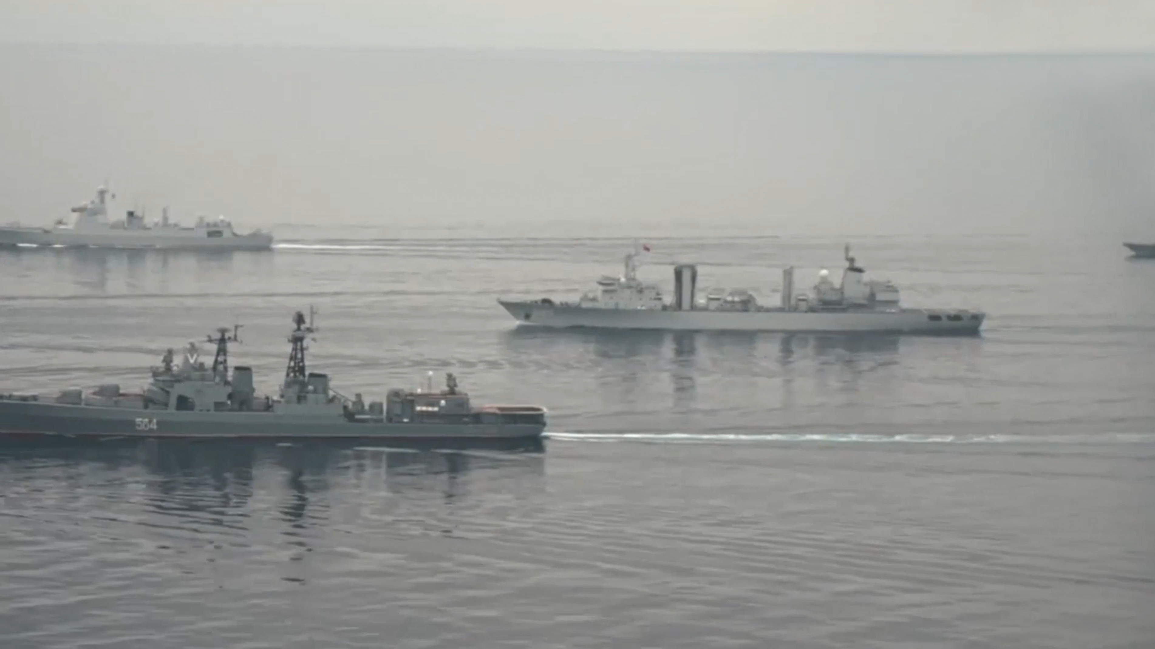 Корабли ВМФ России и ВМС Китая провели учения в Тихом океане