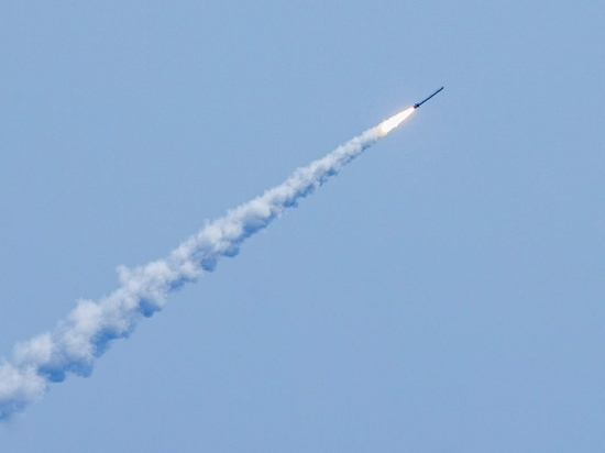 Минобороны: ВС РФ нанесли удары высокоточным оружием по авиабазам ВСУ