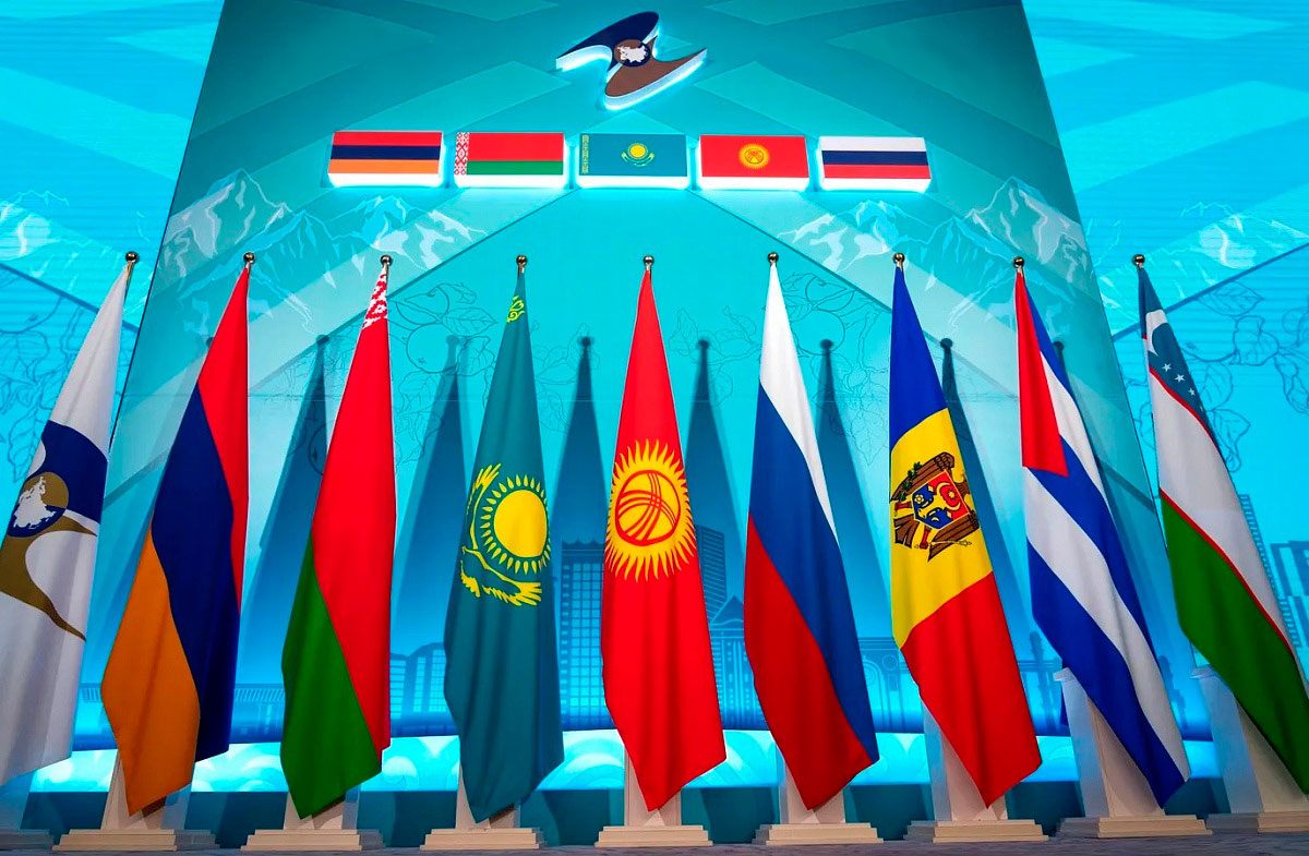 Торговля внутри ЕАЭС выросла почти вдвое с 2015 года