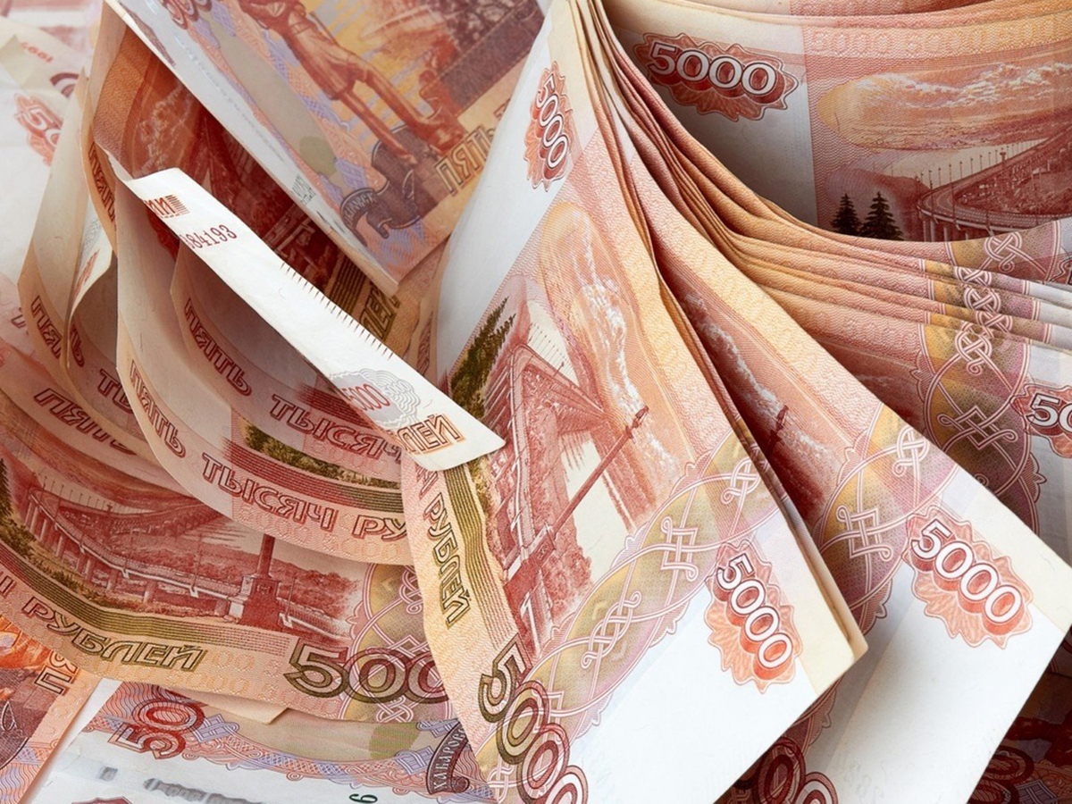 Уровень оттока денег за рубеж составил меньше 1 млрд долл. в июне