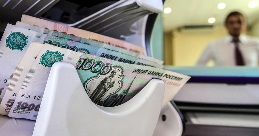Россиянам был выдан рекордный объем кредитов в июле